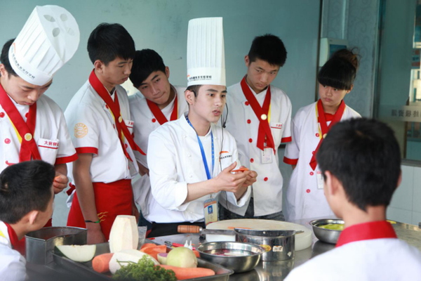 2022年新东方学厨师学费多少
