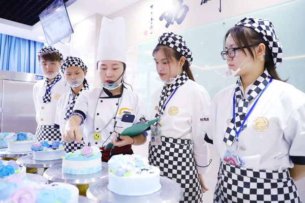学烘焙去哪里比较好