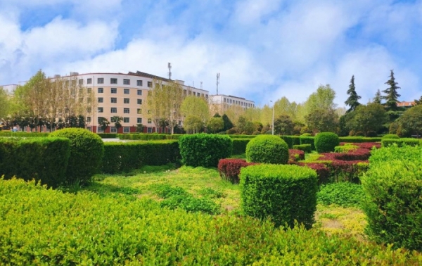 西安外事技工学校