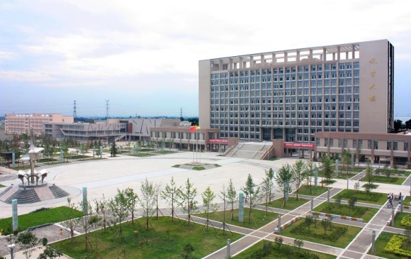 咸阳职业技术学院